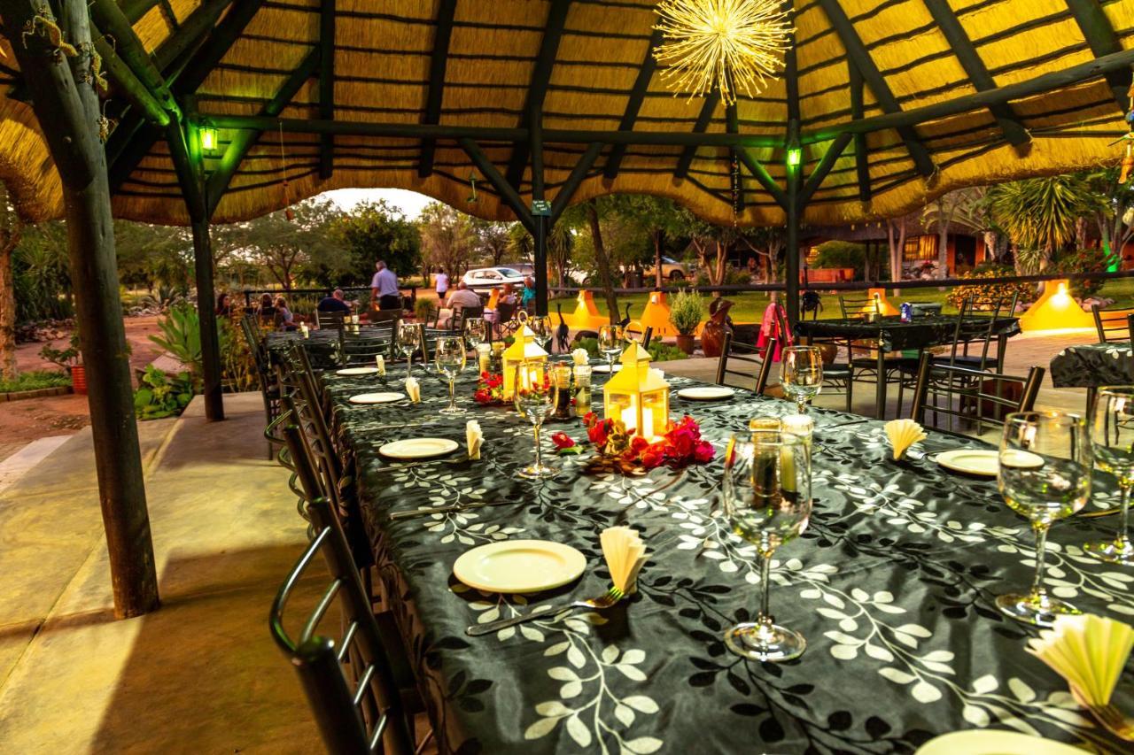Lion'S Den Guesthouse Otjiwarongo Zewnętrze zdjęcie